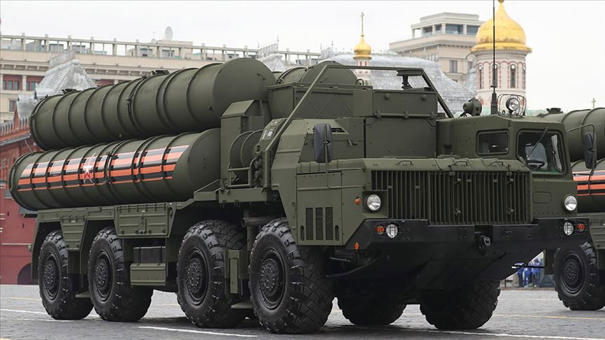 Rusya askeri tatbikat i�in Belarus'a iki S-400 g�nderdi