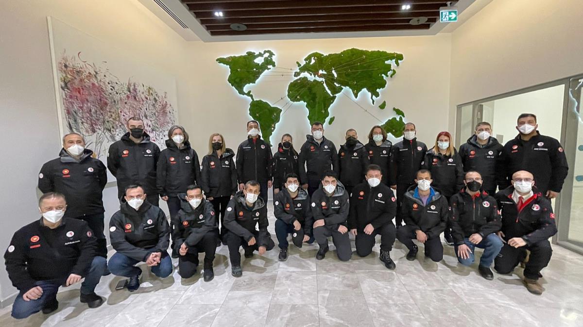 6. Ulusal Antarktika Bilim Seferi ekibi yola kt