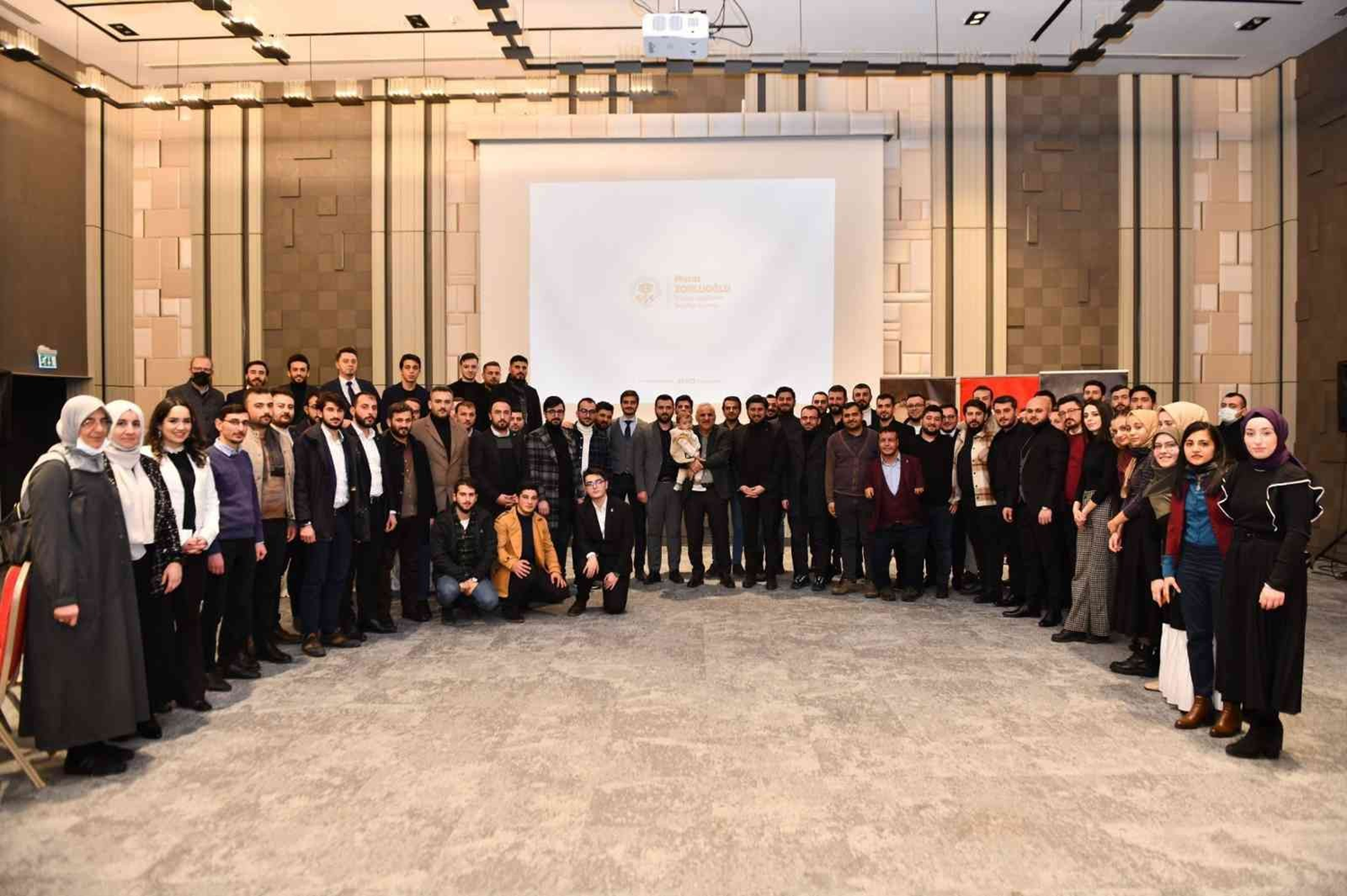 Ba�kan Zorluo�lu: Gen�lerimizin de�erlendirmeleri ve ele�tirileri bizler i�in �ok k�ymetli