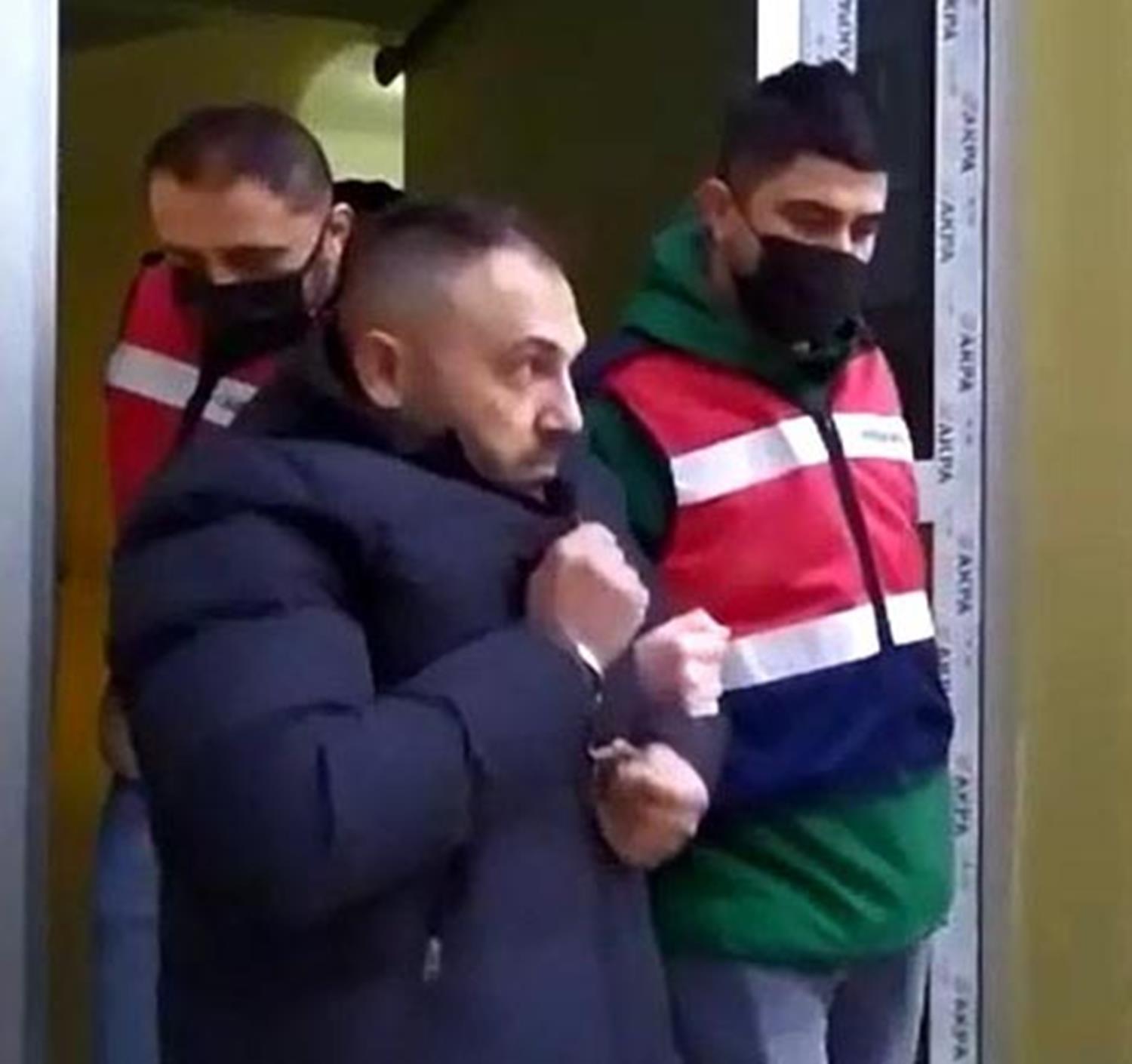 Karakol'da adli kontrol imzas� att�, 1 saat sonra h�rs�zl�k yapt�