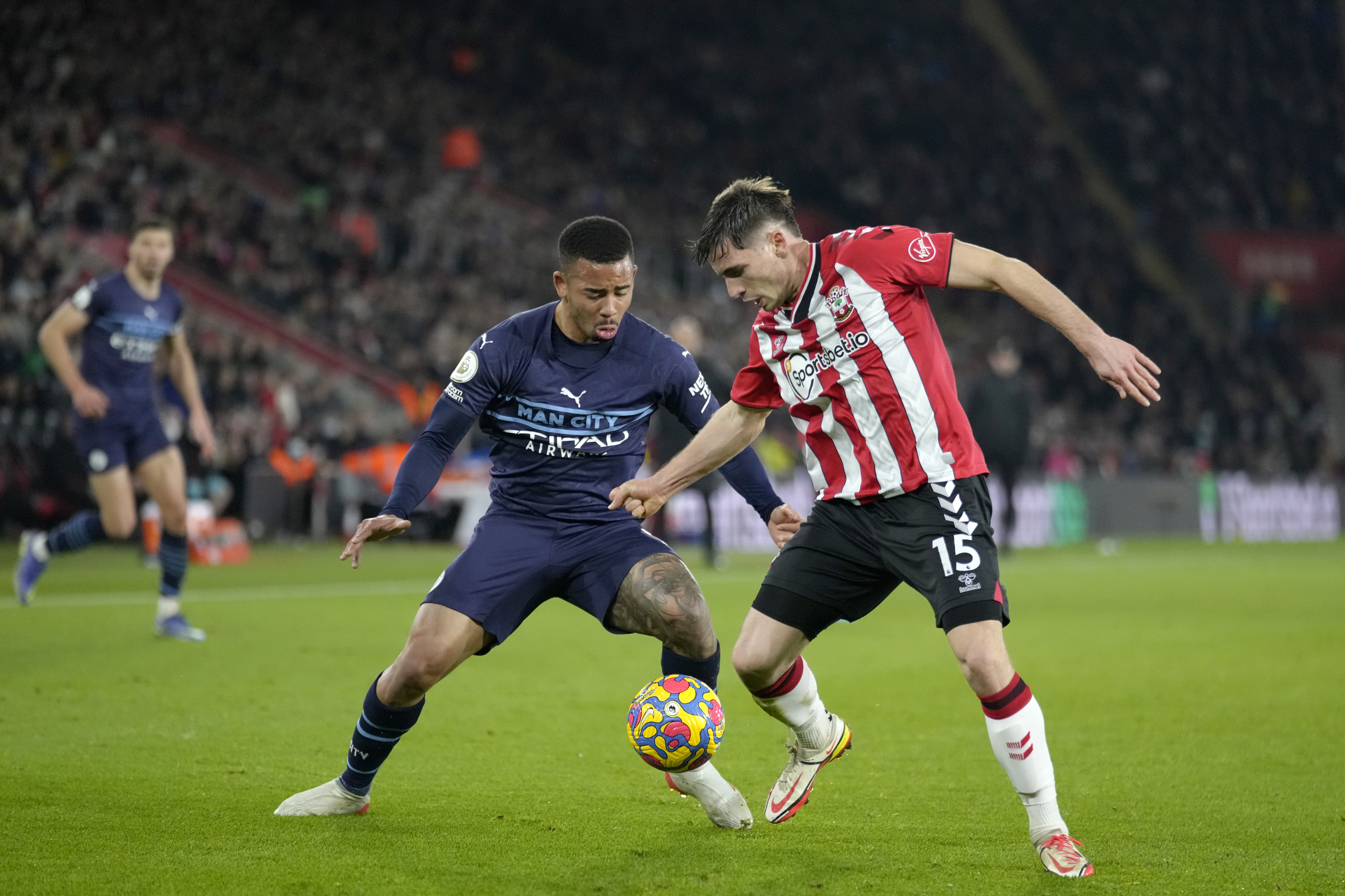 Manchester City'e Southampton �elmesi