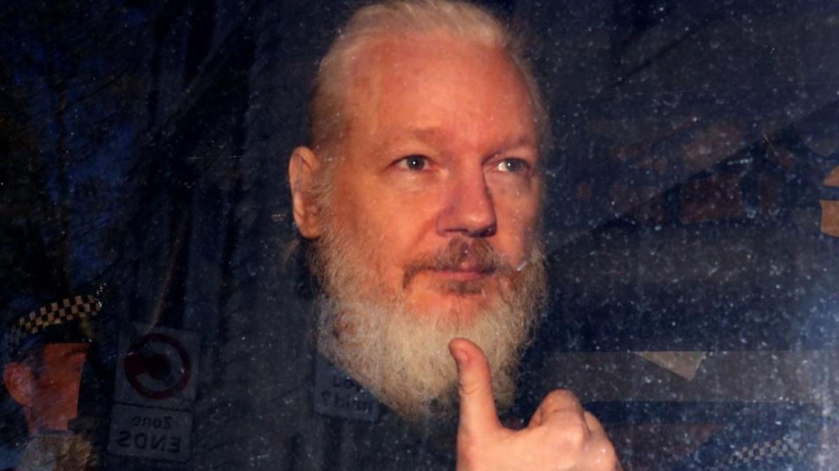 ngiltere'de Yksek Mahkemesinden Assange karar