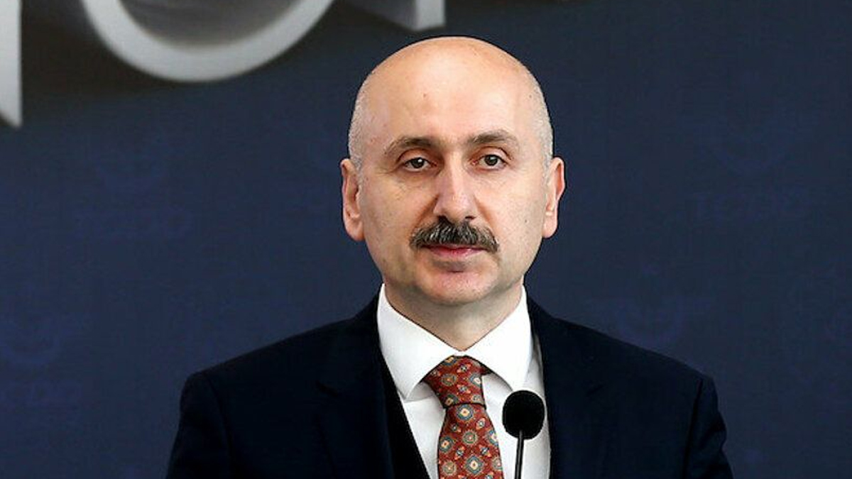 Bakan Karaismailo�lu'ndan Marmaray seferleri hakk�nda a��klama