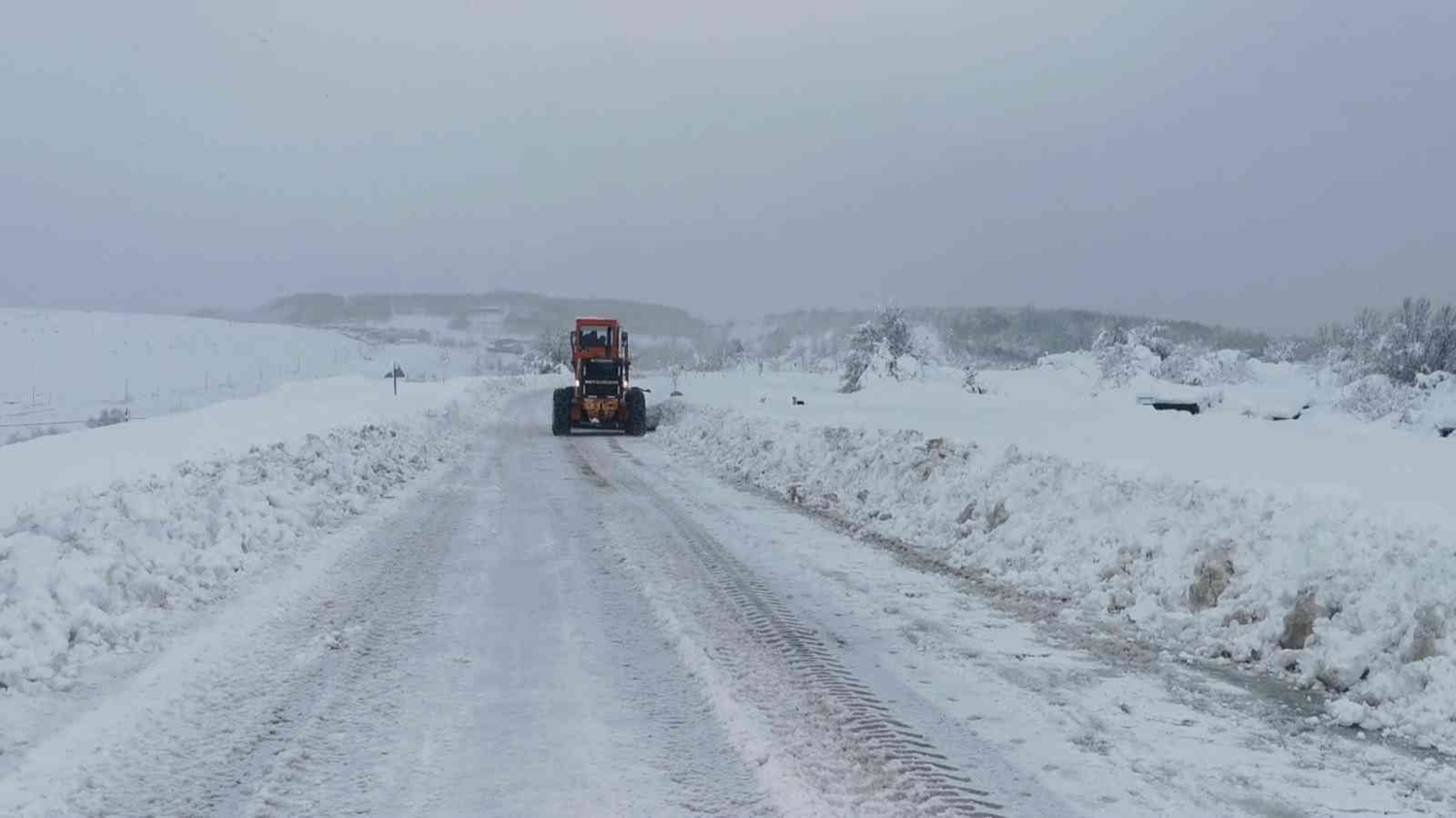 Samsun-Havza ile Erzincan-Erzurum yolu ula��ma kapat�ld�