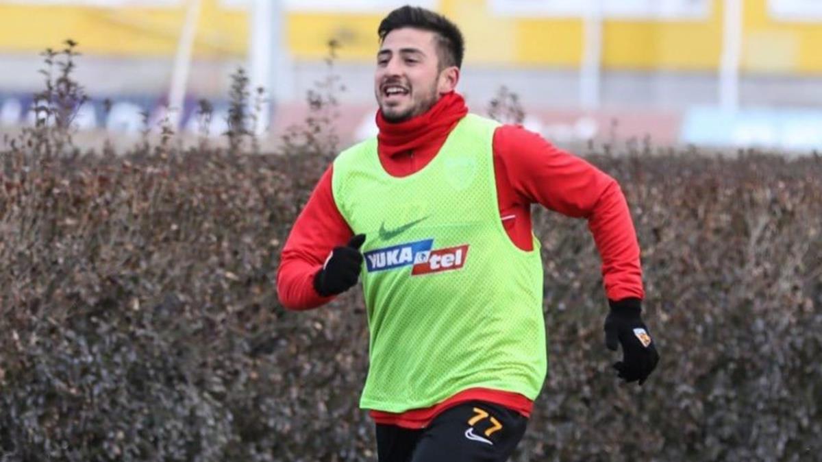 Nurettin Korkmaz Kayserispor'dan Portekiz'e transfer oldu