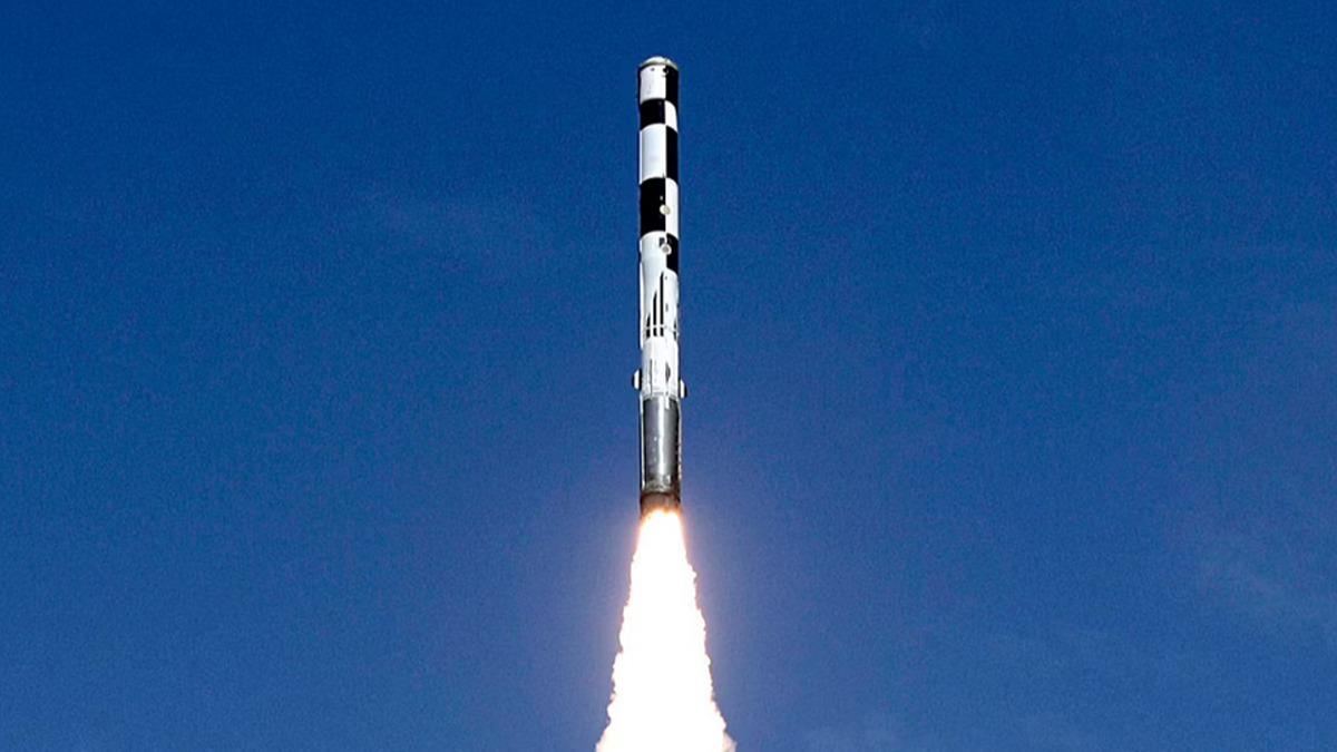 375 milyon dolarlk anlama! BrahMos spersonik seyir fzesi satn alacaklar 