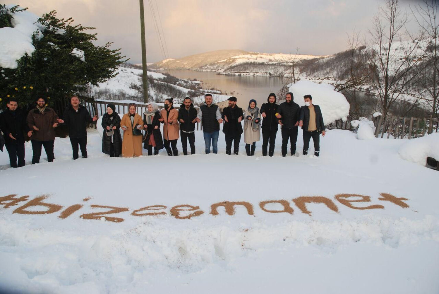 AK Parti seferber oldu! 81 ilde can dostlar�n ihtiya�lar� kar��land�