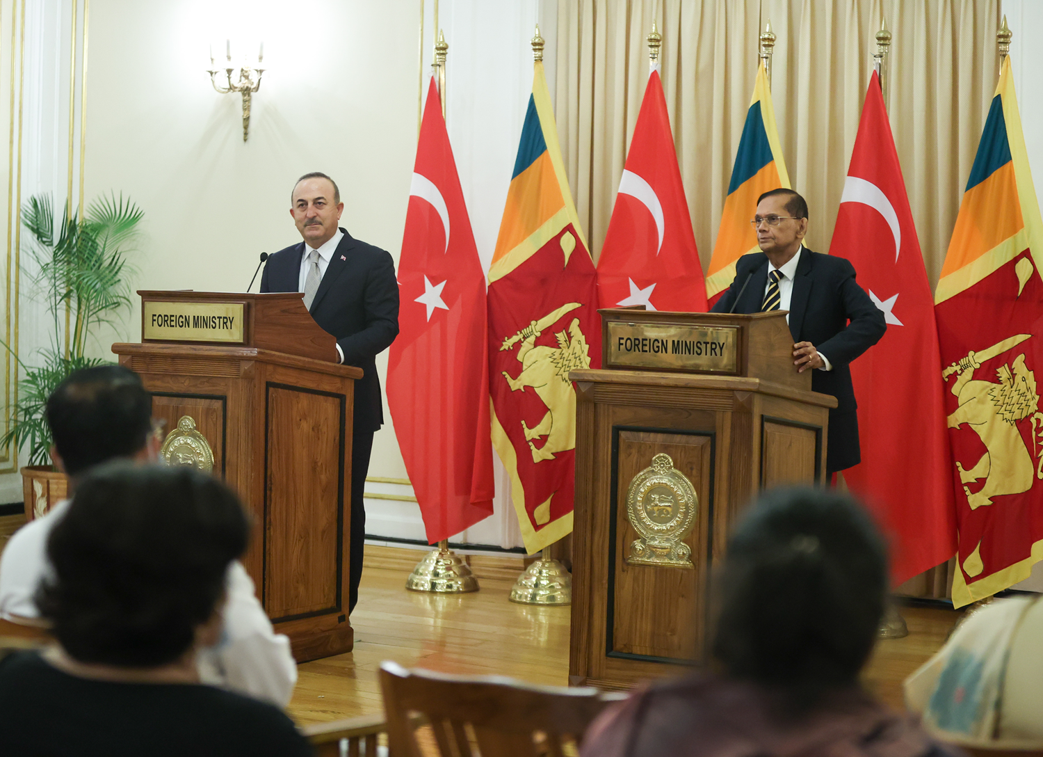 �avu�o�lu: Sri Lanka'n�n FET�'yle m�cadelemize g�stermi� oldu�u destekten dolay� m�te�ekkir