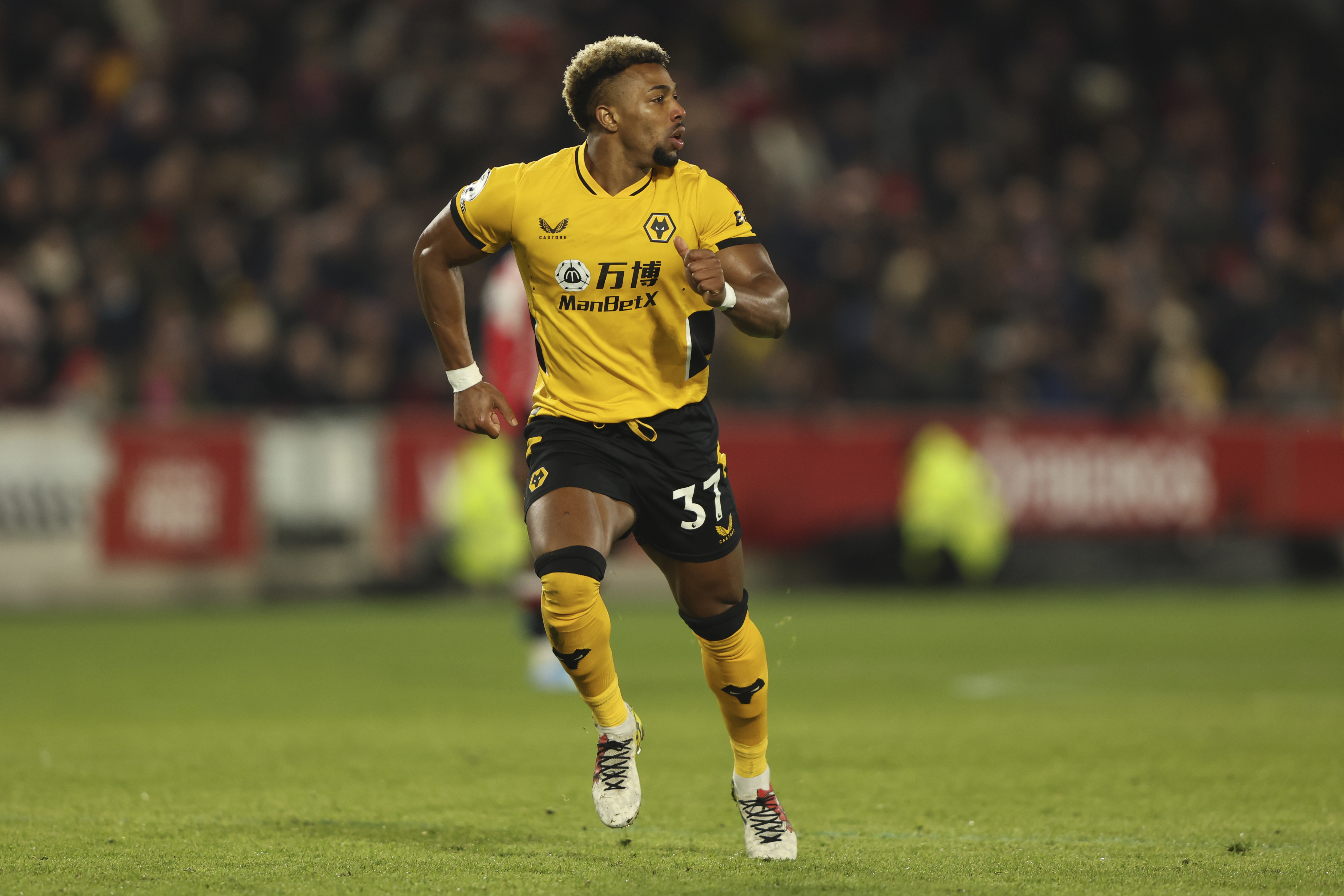 Adama Traore resmen Barcelona'da