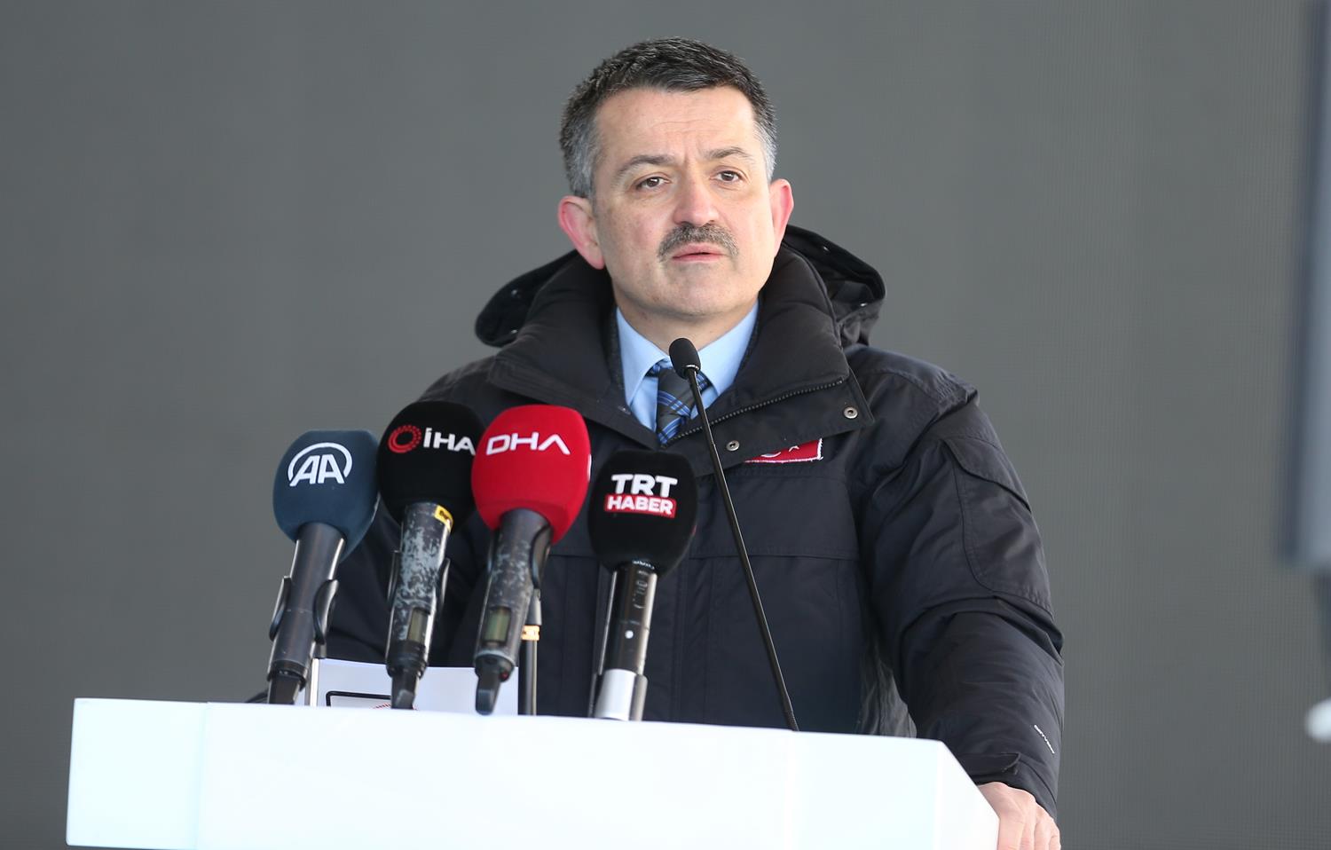 Bakan Pakdemirli: Y�ll�k 140 bin avroya kadar hibe �demesi yap�lacak