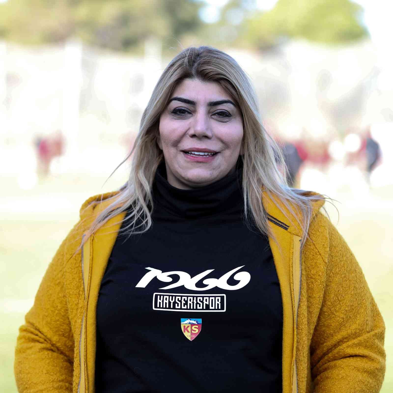 Berna G�zba��: Fenerbah�eliler, 'Thiam sizde nas�l oynuyor?' diye soruyor