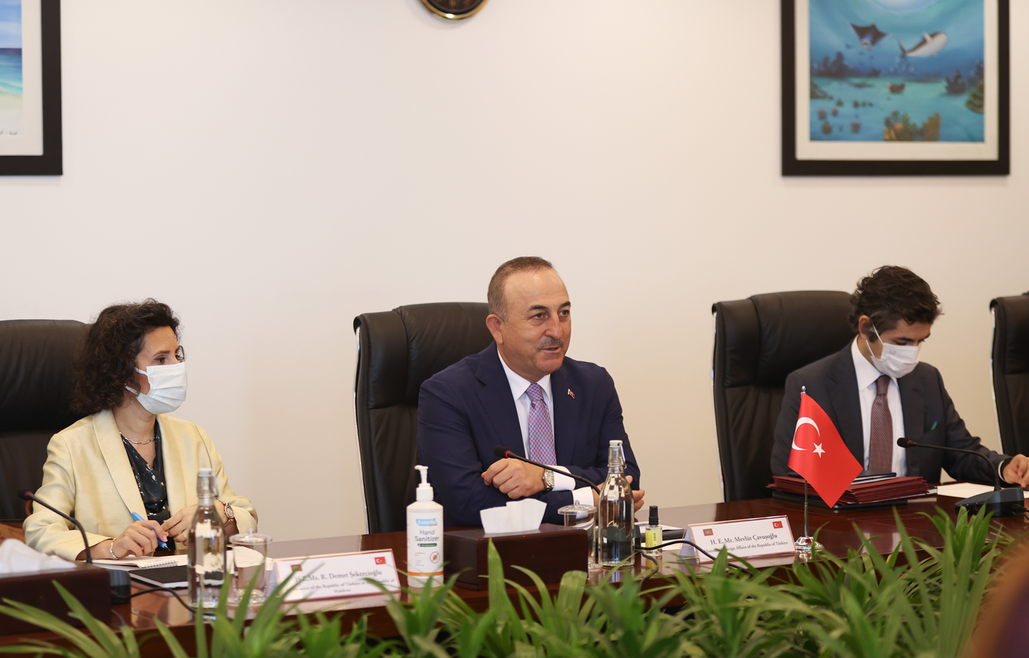 �avu�o�lu, K�rfez �lkeleri aras�nda diyalog ve i� birli�ini memnuniyetle kar��lad�