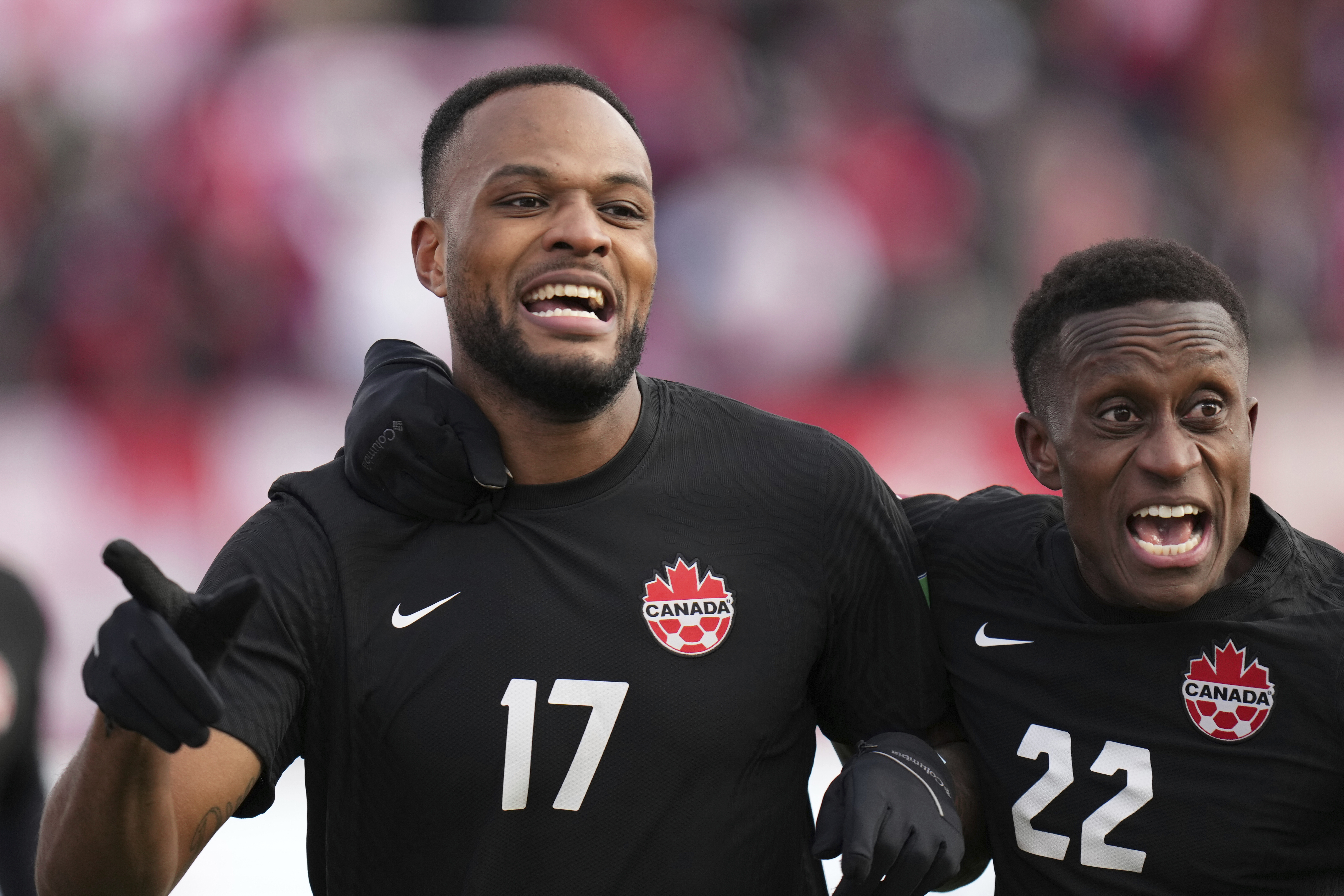 Cyle Larin, Kanada'da tarihe ge�ti
