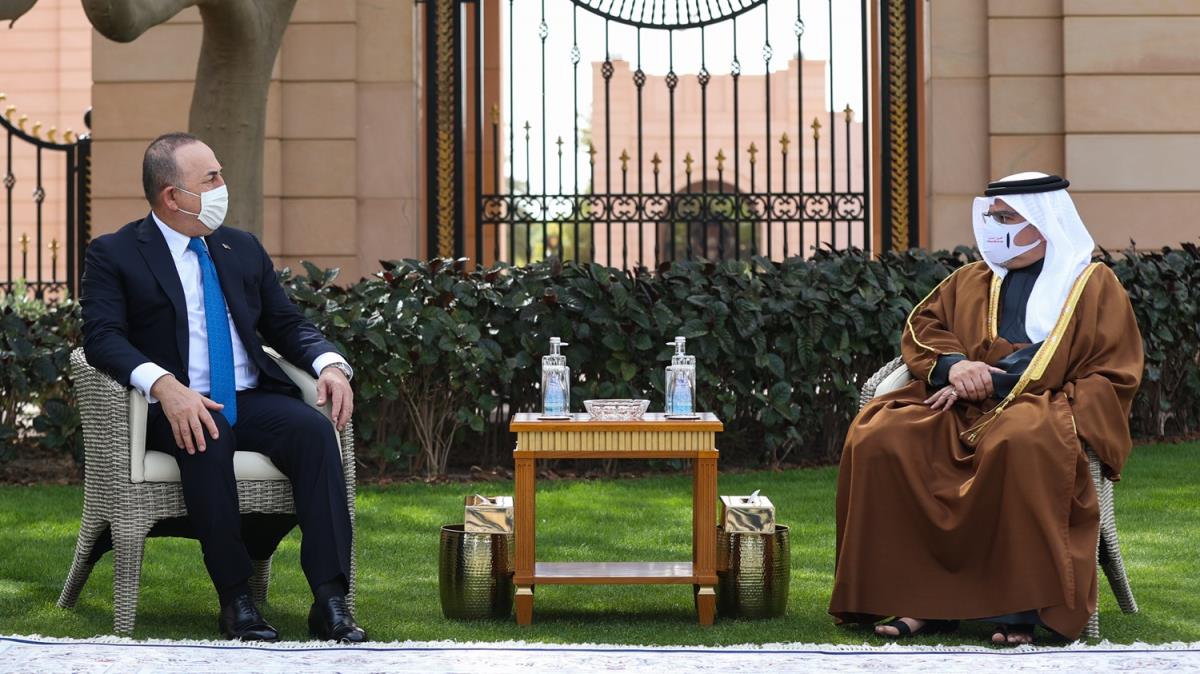 Dileri Bakan avuolu, Bahreyn'de Veliaht Prens ile bir araya geldi