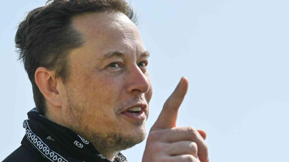 Elon Musk'tan niversite rencisine 5 bin dolar teklif