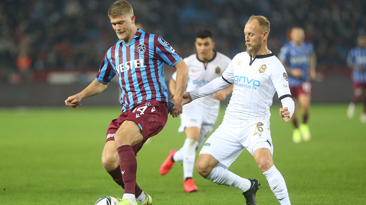 Semih Kaya Yeni Malatyaspor'dan ayr�ld�