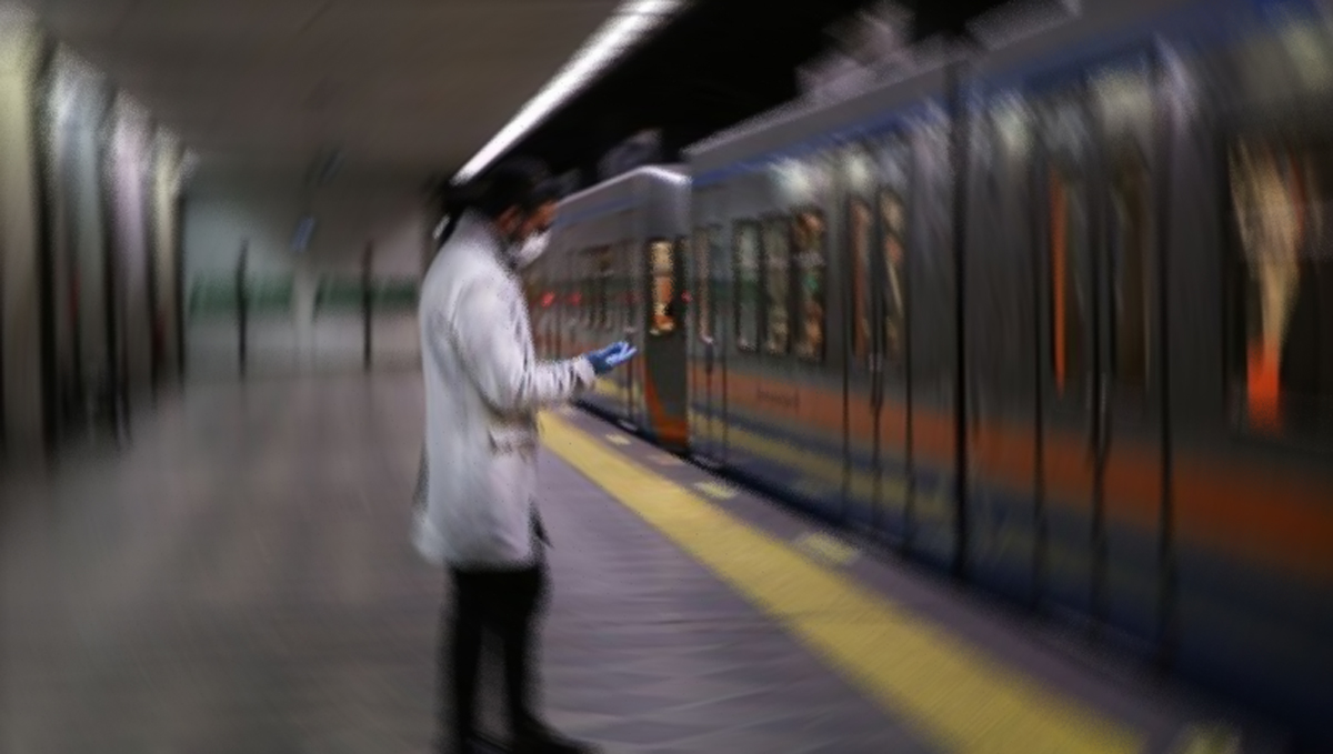 Bak�rk�y Metro �stasyonu'nda yang�n pani�i