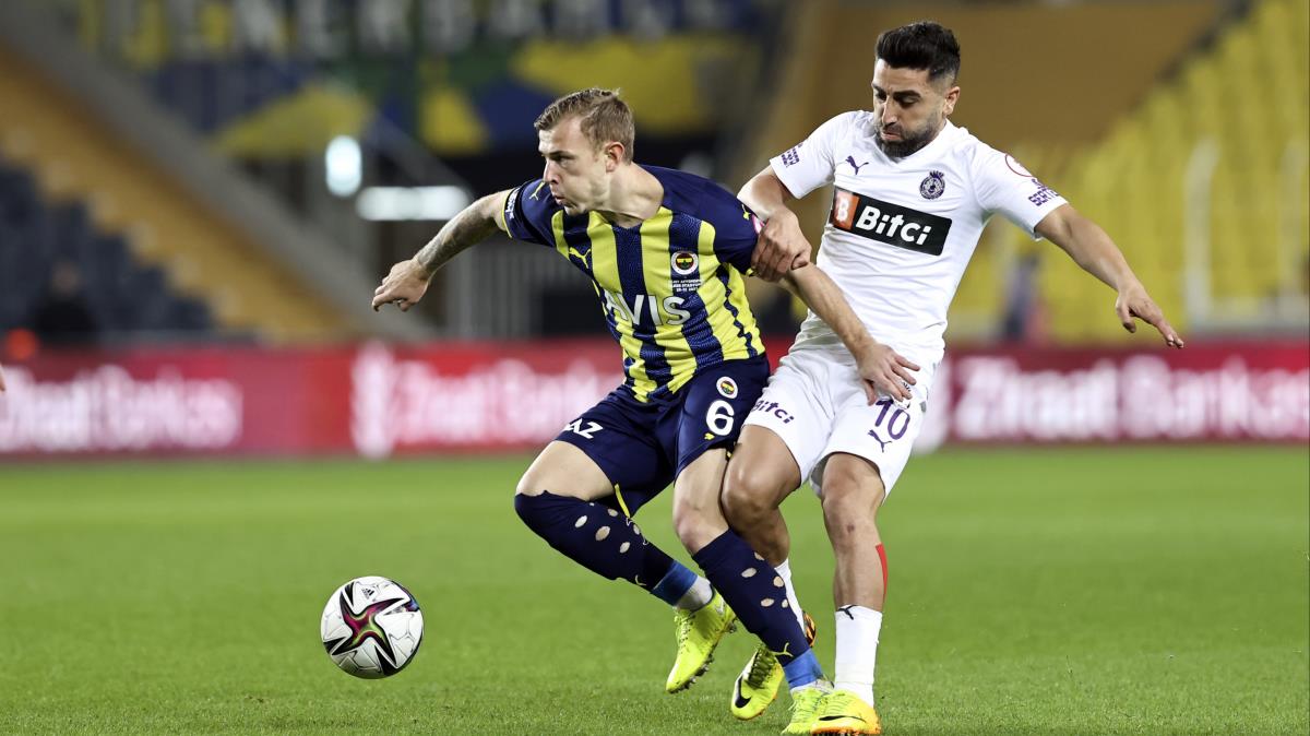 Fenerbahe, Max Meyer'in Midtjylland'a kiralandn resmen duyurdu