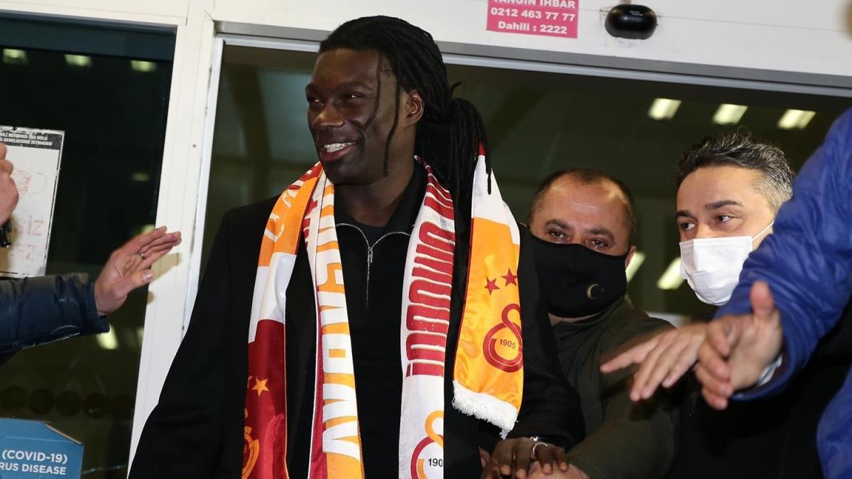 Galatasaray'n yeni transferi Bafetimbi Gomis stanbul'a geldi