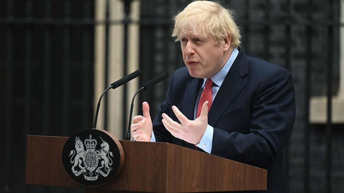 Boris Johnson, basn toplantsnda uyard: Felaket olur!