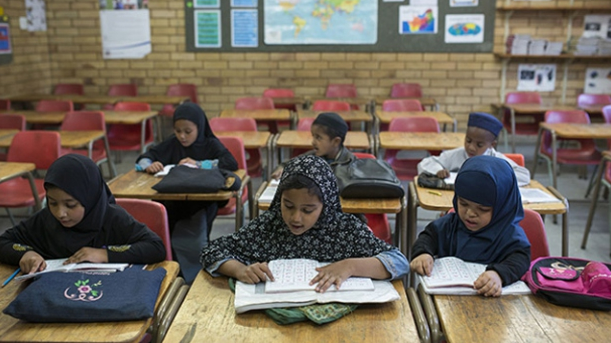 UNICEF'ten lise zorunlulu�u �a�r�s�! 'Her iki k�z �ocu�undan biri ortaokula gidemiyor'