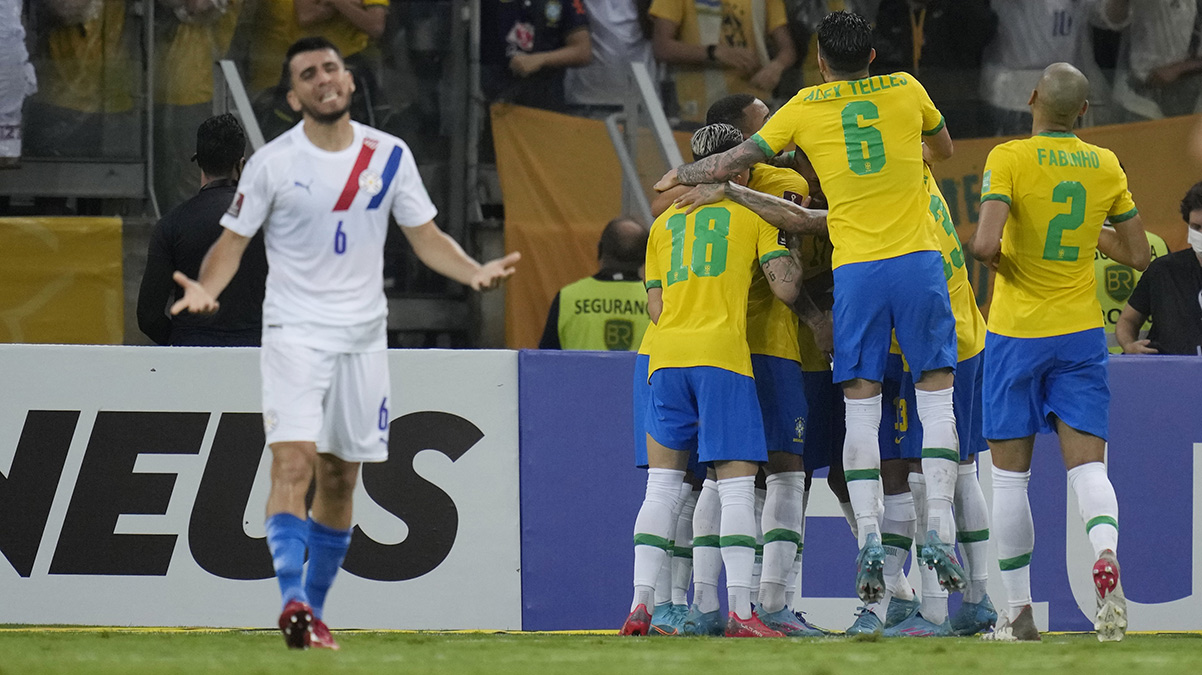 Brezilya, Paraguay'�n D�nya Kupas� hayallerini y�kt�