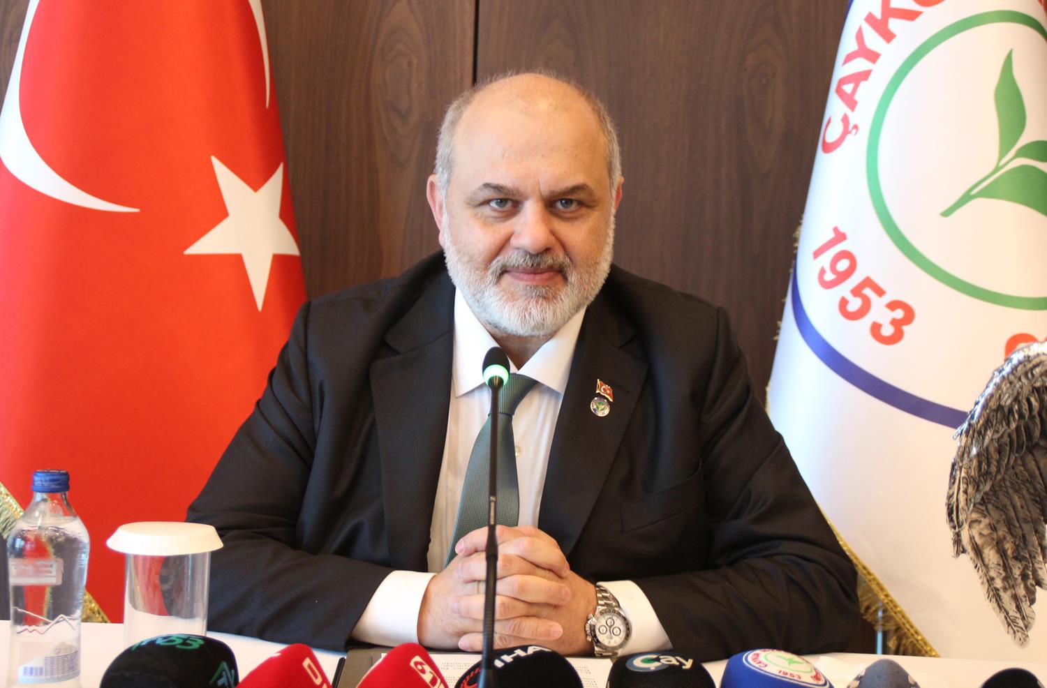 Tahir K�ran'dan C�neyt �ak�r i�in olay s�zler! 'Tak�m� sahaya ��karmam'