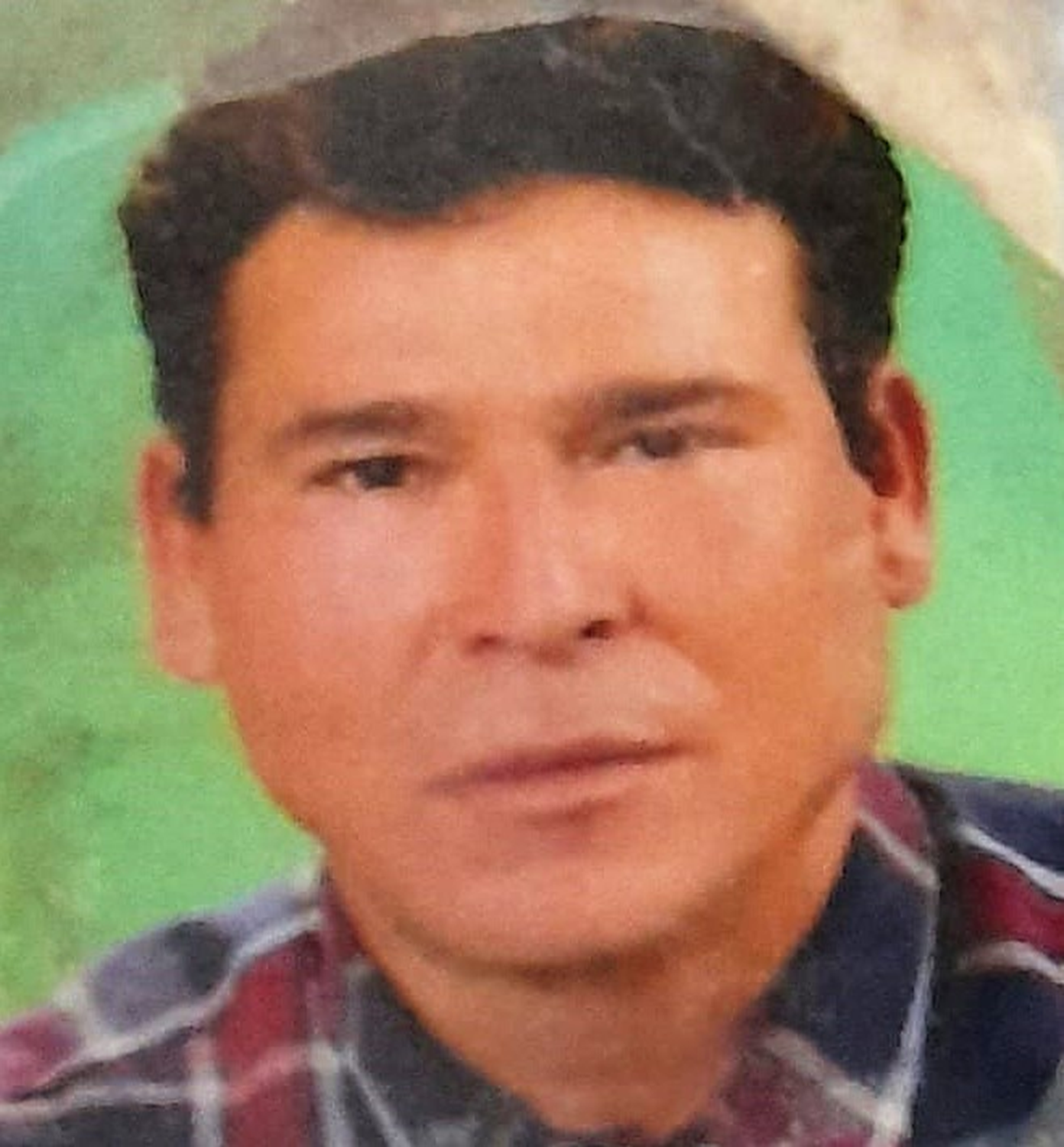 Yak�nlar� haber alamay�nca i�letmecisi oldu�u otele geldiler! Resepsiyonda cesedine ula��ld�