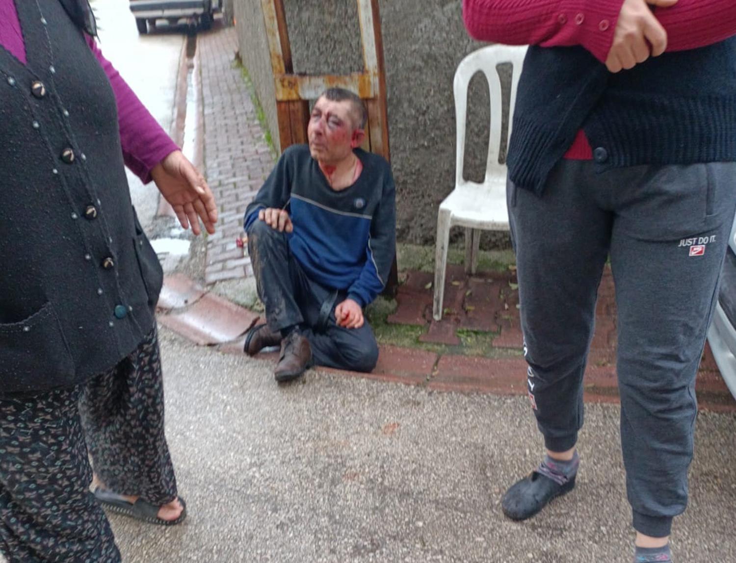 F�r�n �al��an�n� �ld�resiye d�v�p evinin �n�ne b�rakt�lar