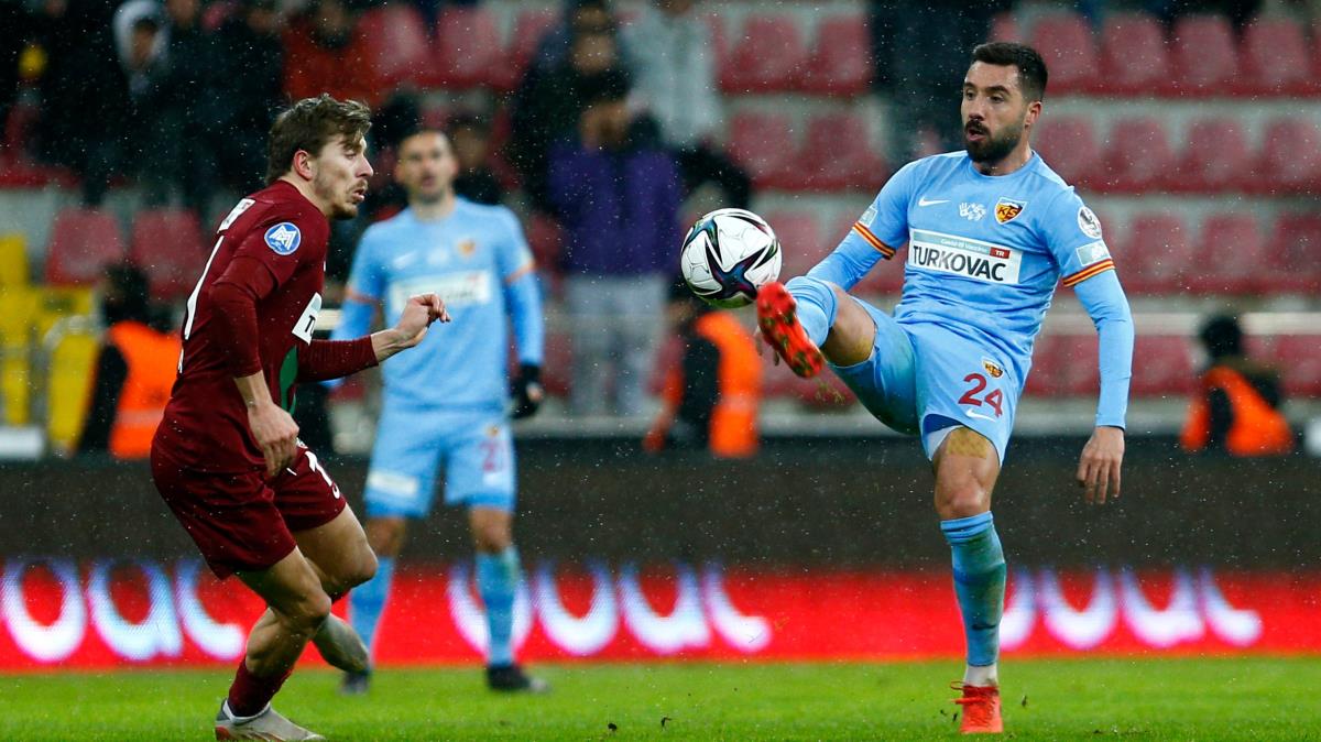 brahim Akda: Fenerbahe'yi eleyeceiz