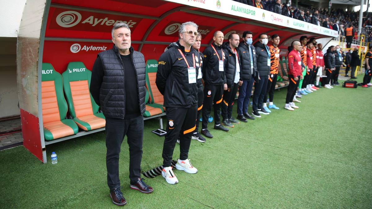 Galatasaray'da Domenec Torrent'ten 3 deiiklik 