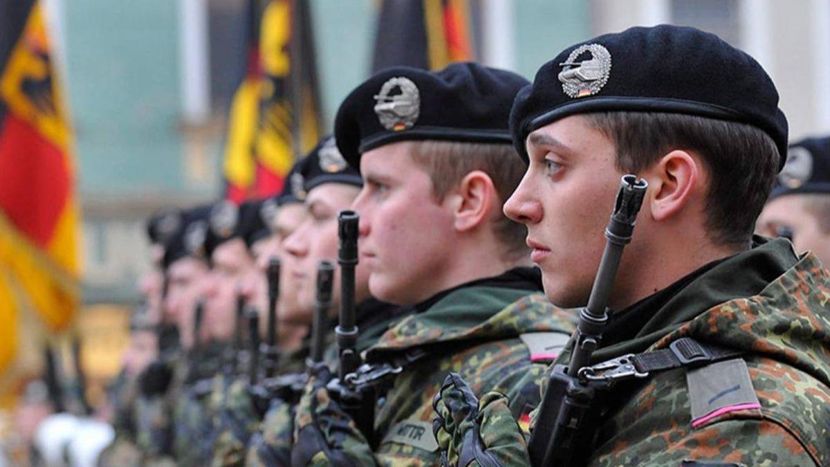 Almanya'dan takviye asker hamlesi! Yzlerce personel dou kanadna kaydrlacak