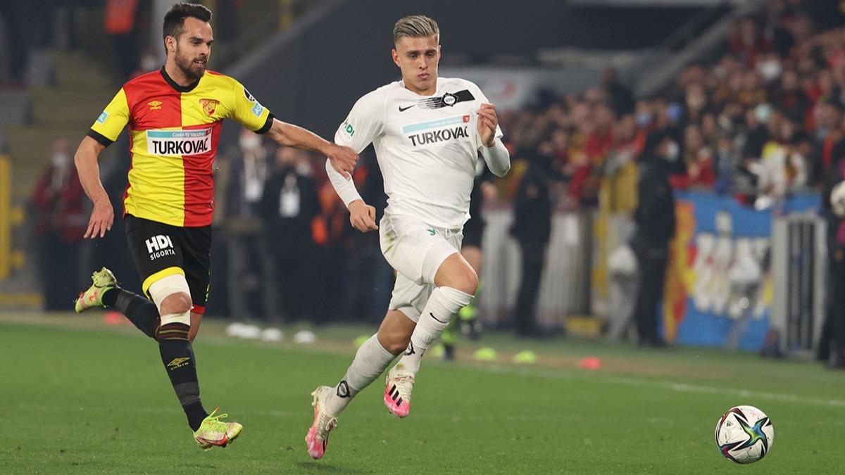 Kazmcan Karata Avrupa'ya transfer olmak istiyor