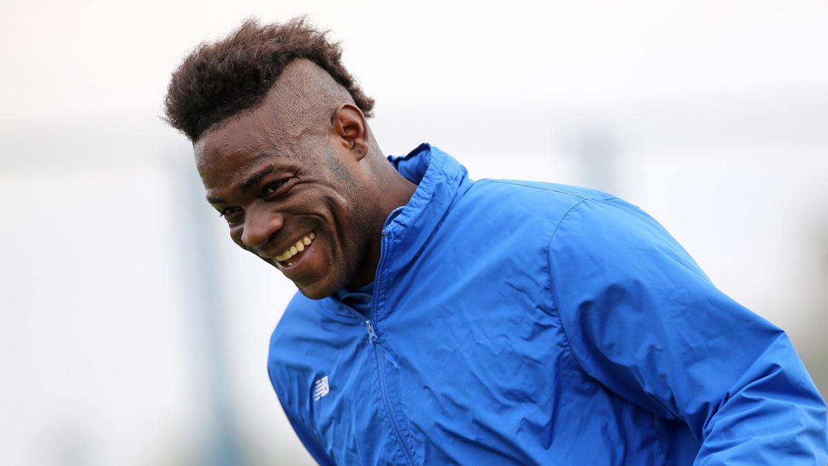 Mario Balotelli rekor k�rd�! �talya'da g�ndeme oturdu: Tam tam�na...