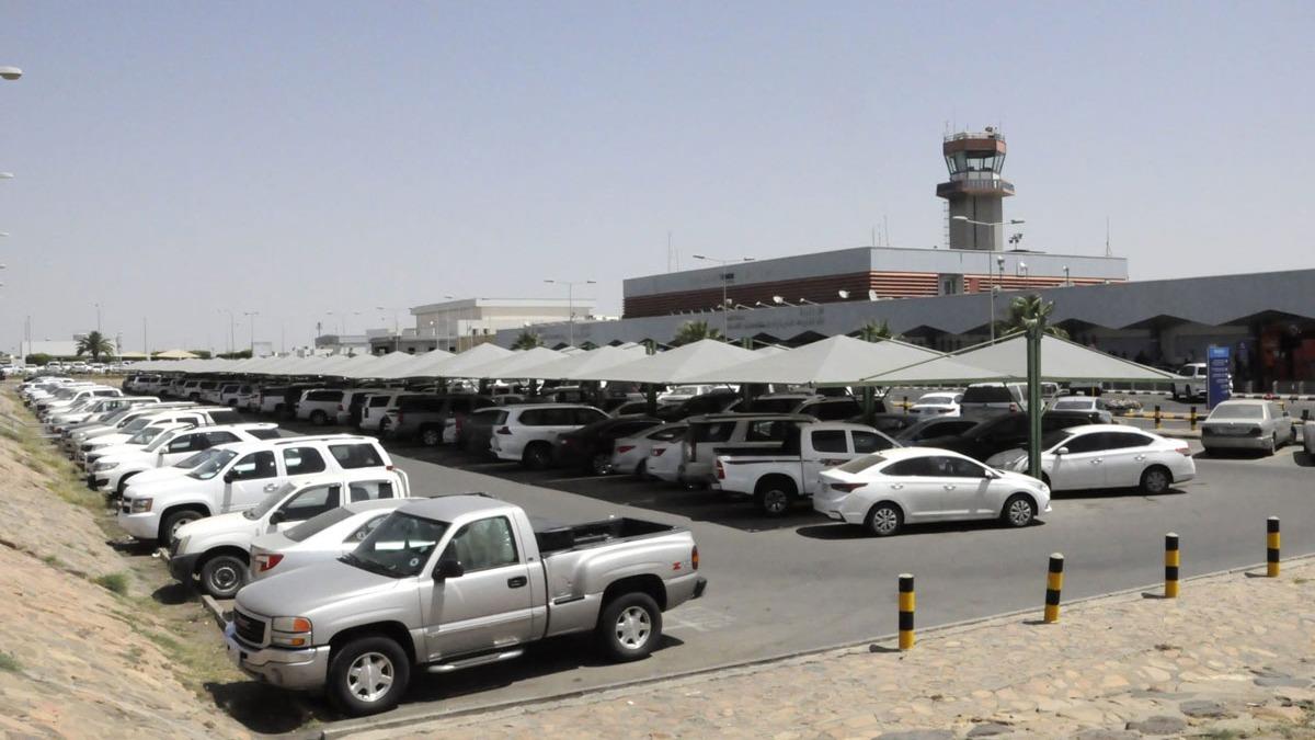Suudi Arabistan'n Abha Havaliman'na gnderilen HA nedeniyle 4 kii yaraland