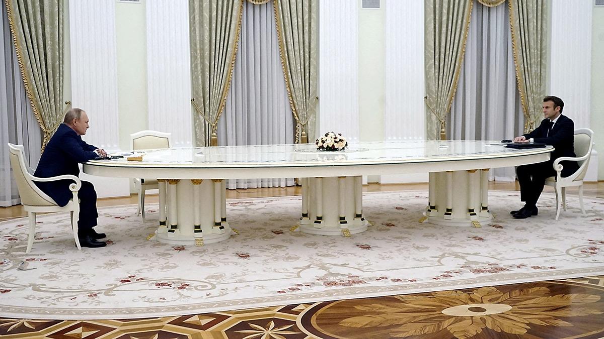 Kremlin dorulad! 'Uzun masa'nn srr ortaya kt