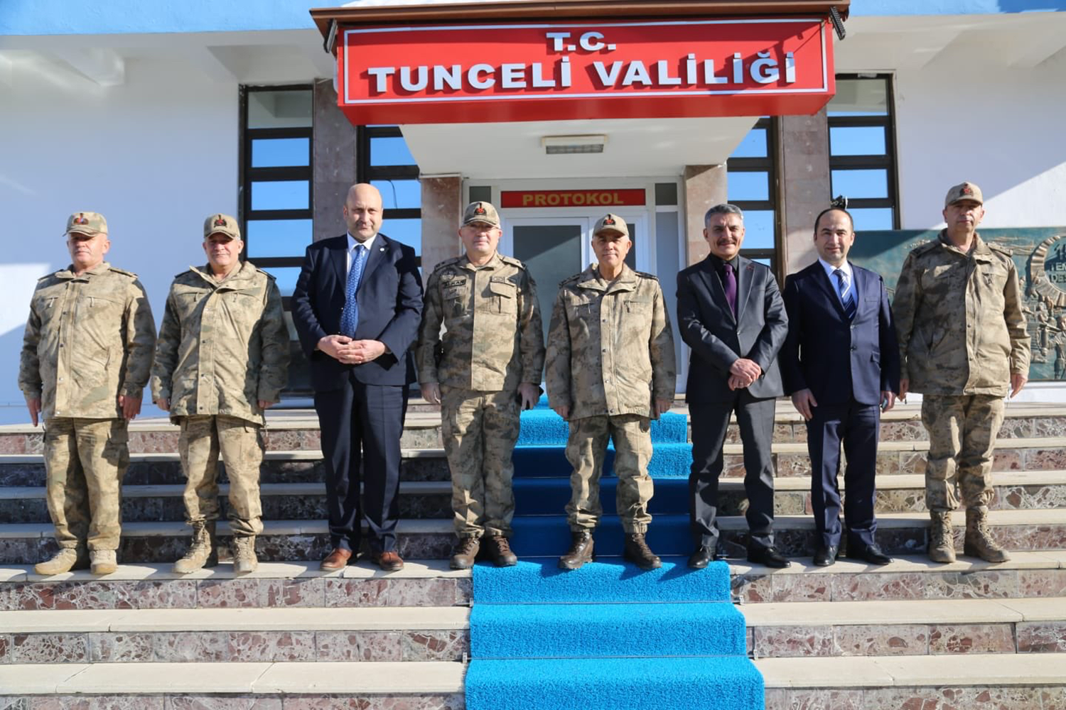 Orgeneral �etin, Tunceli'de ziyaretlerde bulundu