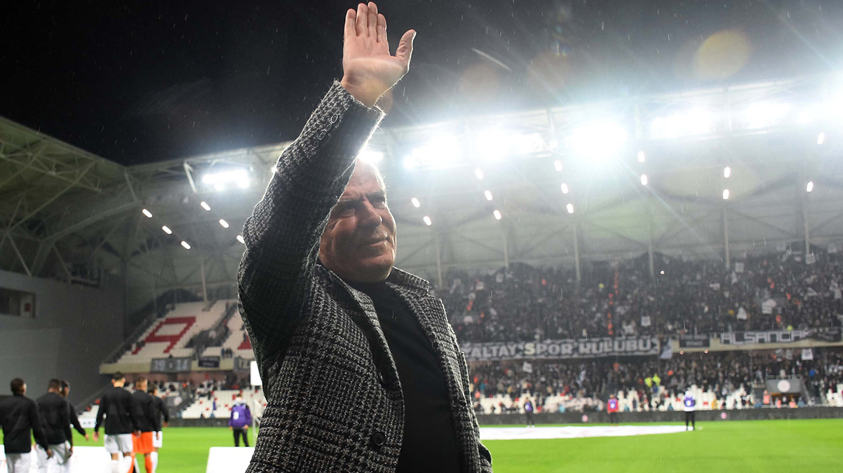 Altay, Mustafa Denizli'nin s�zle�mesini feshedemedi