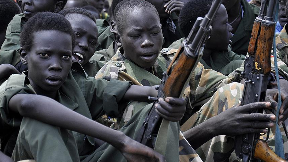 Nijerya'da 2 bin 203 ocuk asker serbest brakld