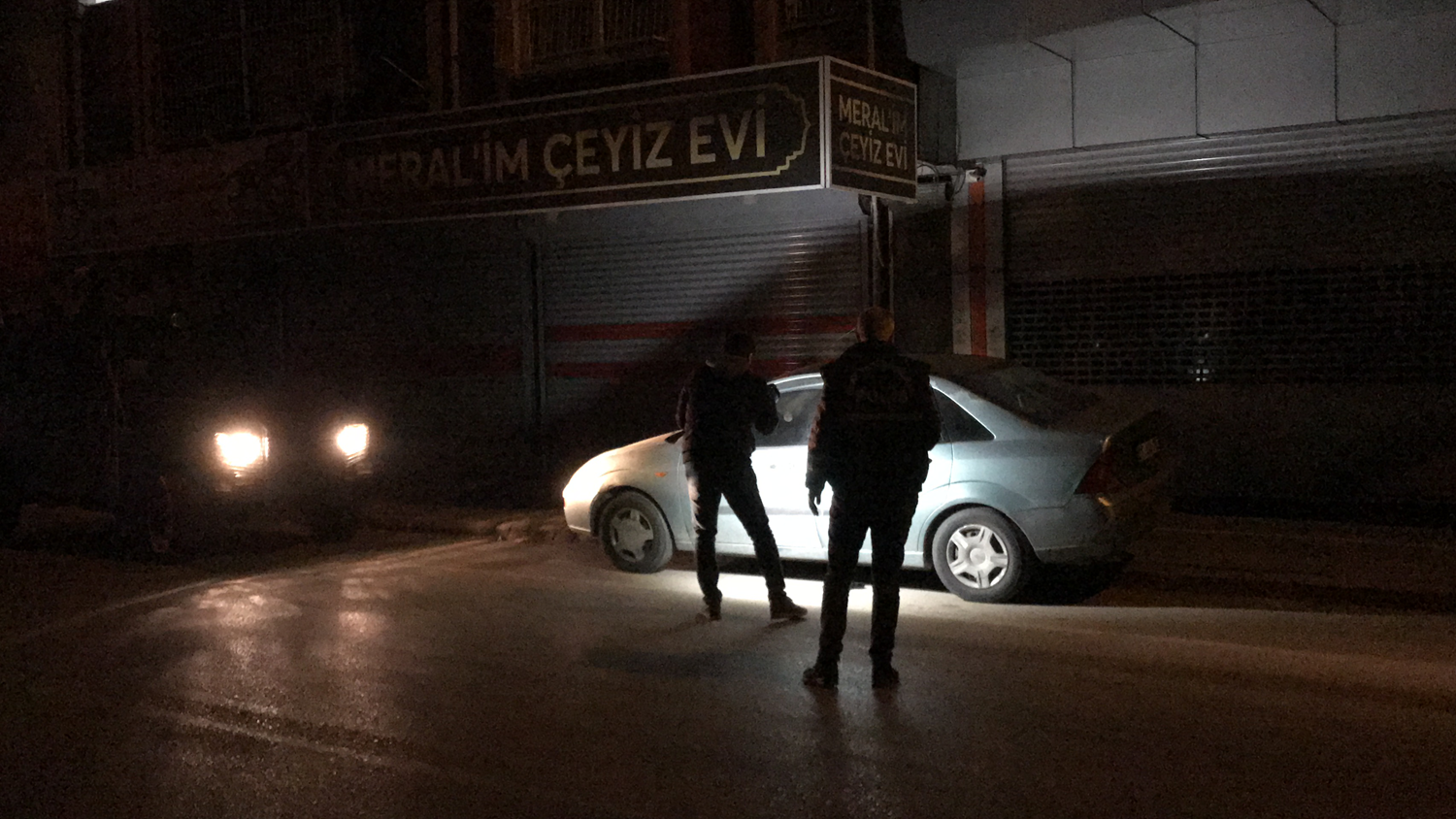 Devriye atan polis ekipleri taraf�ndan bulundu! Delil toplama �al��mas� ba�lat�ld�