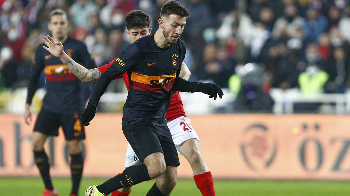 Halil Dervi�o�lu ezeli rakibe...