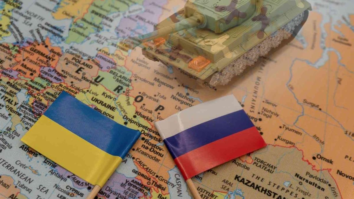 ''Rusya-Ukrayna gerilimi NATO'nun stratejik yararna''
