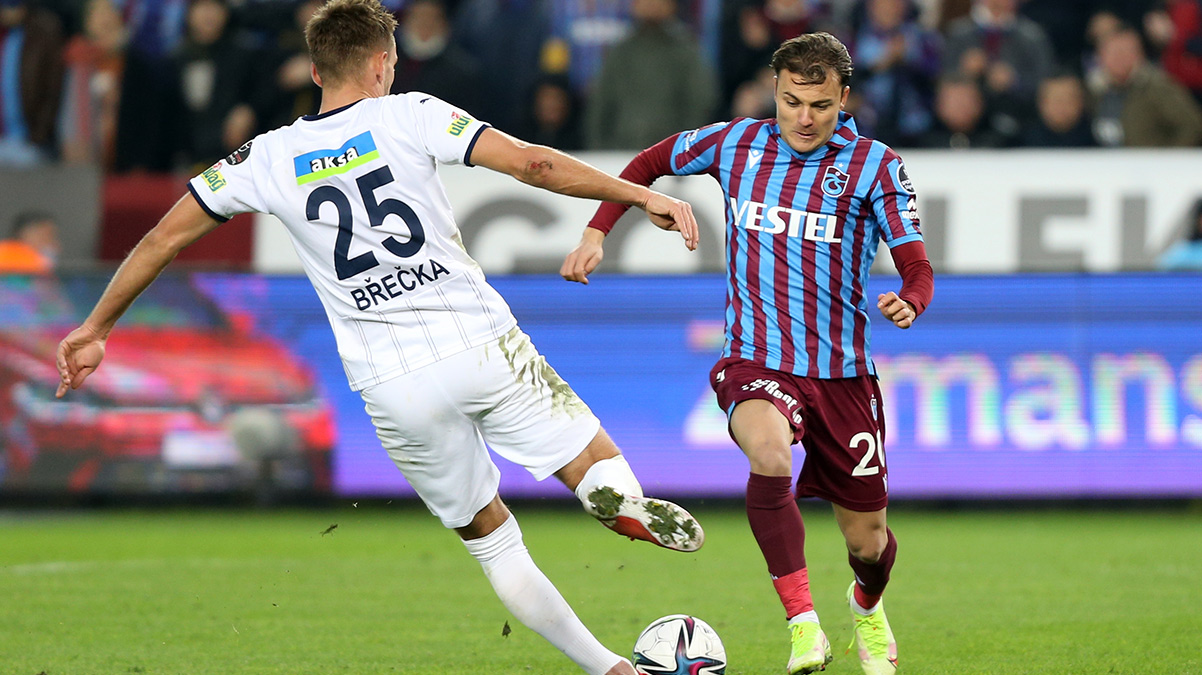 Yusuf Erdo�an: Trabzonspor, benim i�in bir kul�pten daha fazlas�