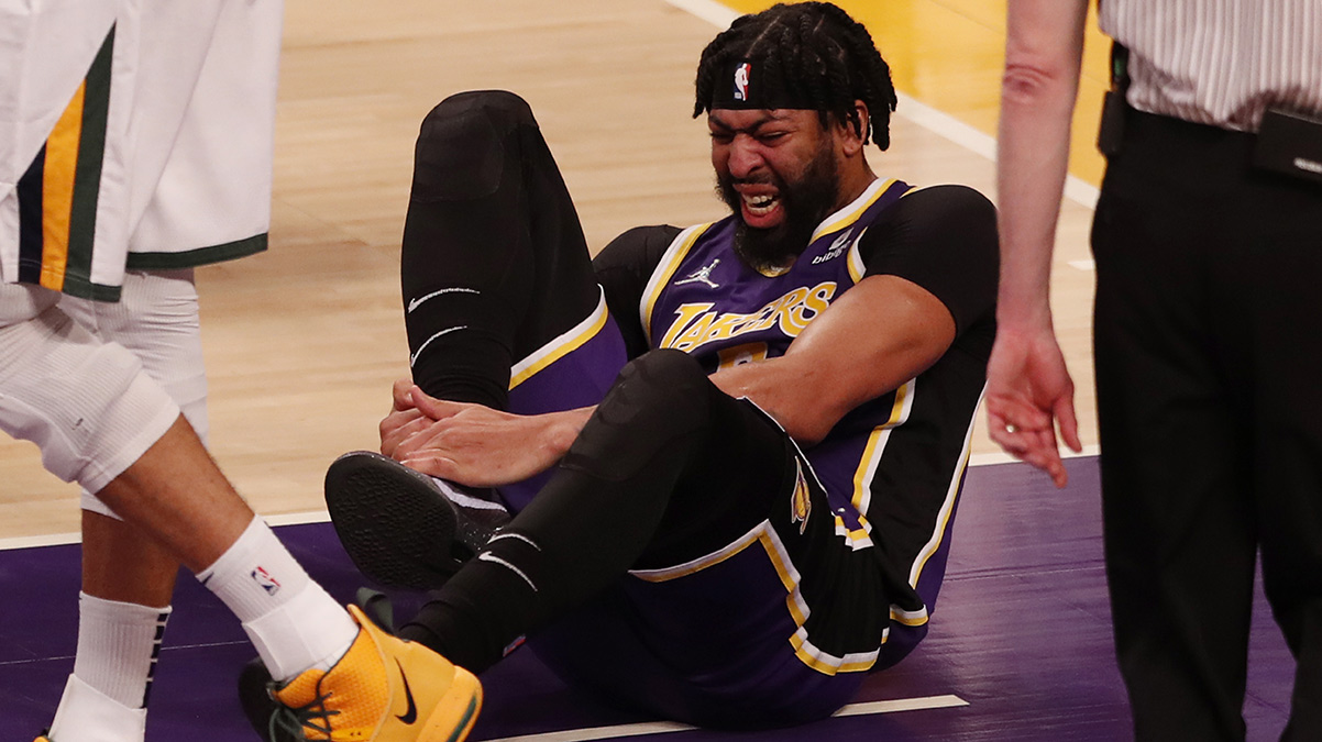 Los Angeles Lakers'ta Anthony Davis 2 hafta yok
