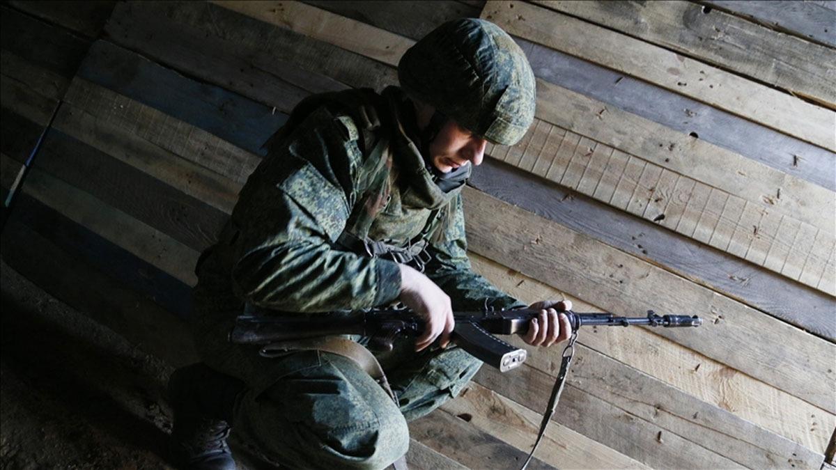 Donbas'ta Rusya yanls ayrlklarn saldrsnda 2 Ukrayna askeri ld