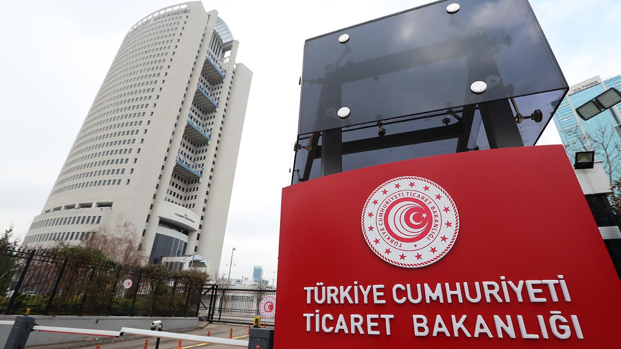 Ticaret Bakanl��� a��klad�! M�fetti�ler sahada