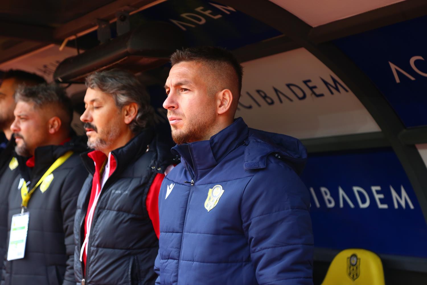 Yeni Malatyaspor'da Adem B�y�k kendini oyuna ald� ama Antalyaspor'un galibiyetini �nleyemedi