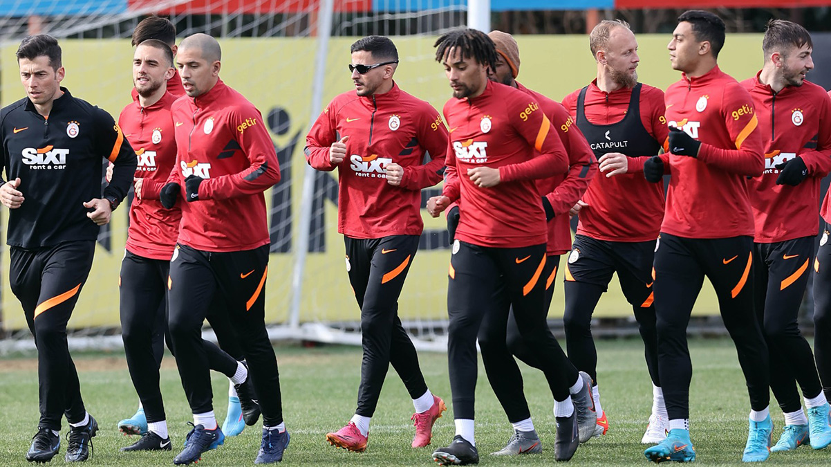 Galatasaray'�n G�ztepe ma�� kadrosu belli oldu! Muslera da kafilede
