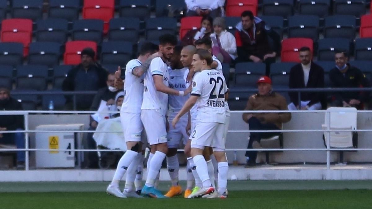 Gaziantep FK - Adana Demirspor mana Assombalonga damgas! 2 gol att, 2 penalt kard