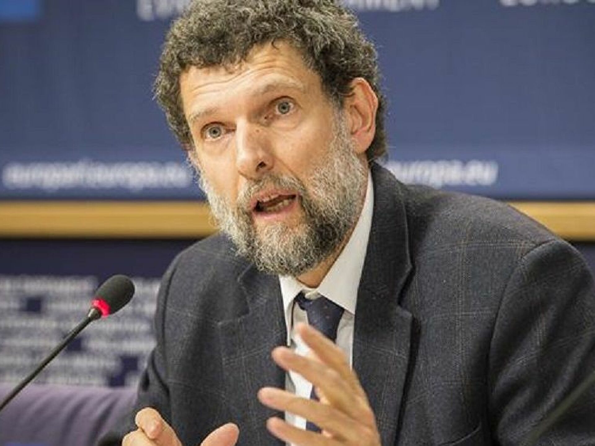 Mahkemeden 'Osman Kavala' karar�